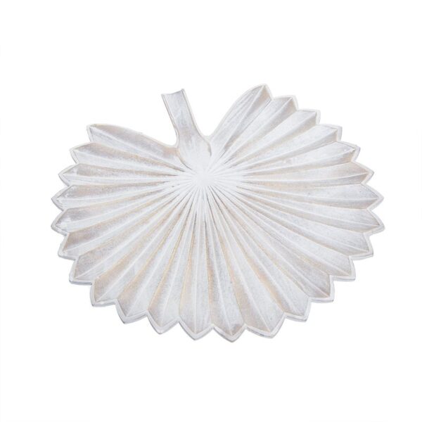 Vaciabolsillos con forma de hoja decorativa.