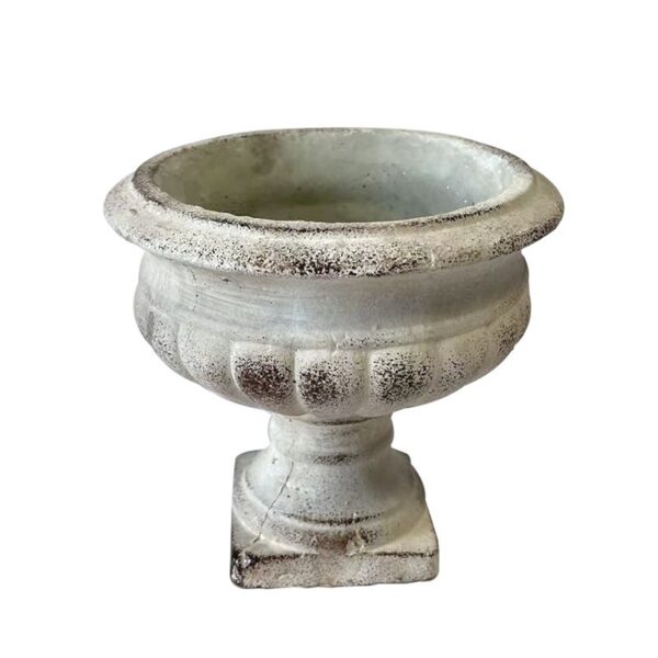Macetero de cemento 19 cm con acabado envejecido.