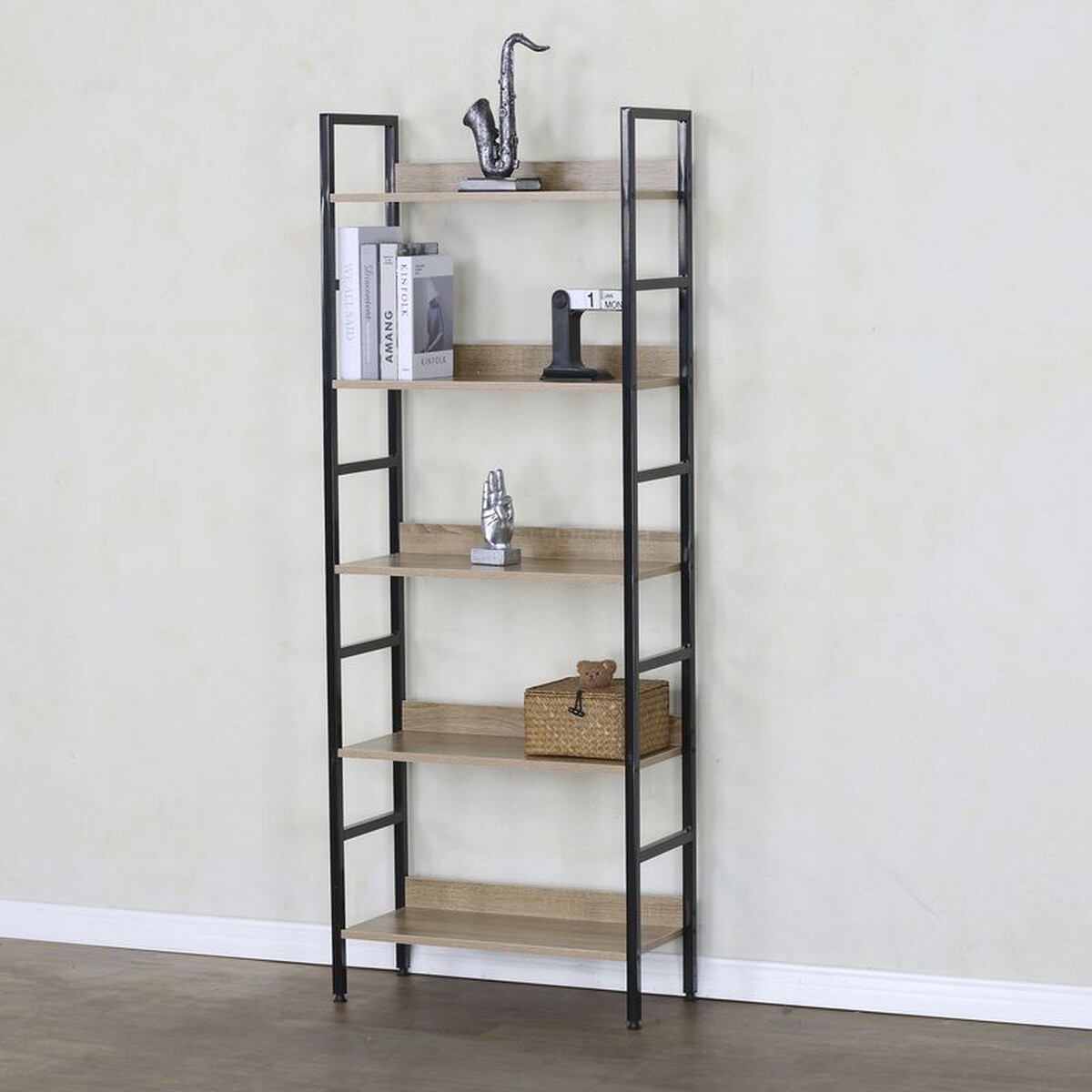 stantería de 5 estantes de metal y DM en color natural, modelo alto de 160 cm.